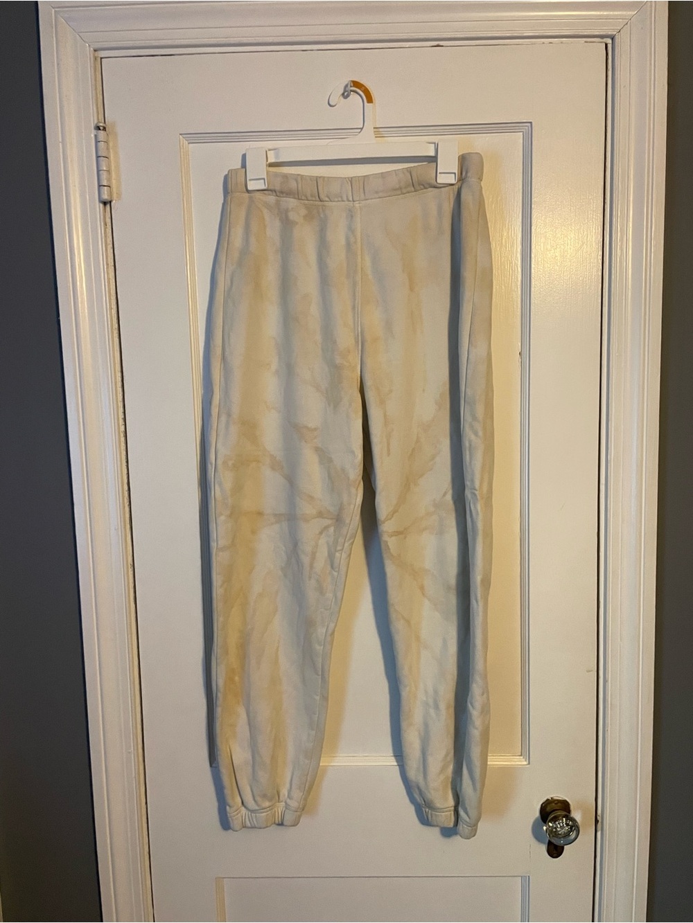 Reformation Jeans Cream and Tan tie-dye sweatpants Women’s size Medium
